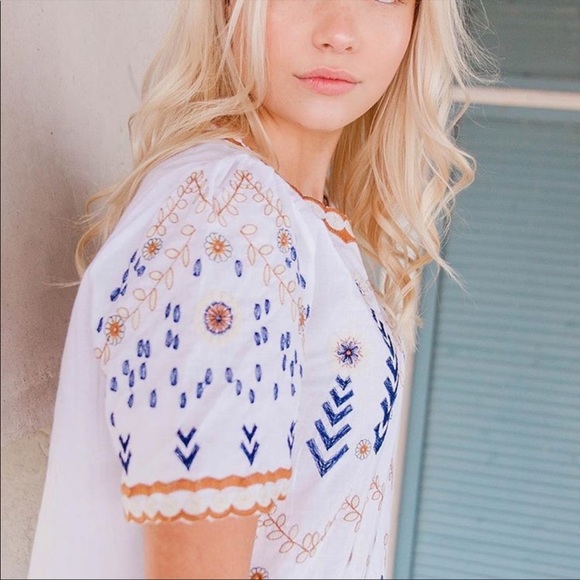 Embroidered Top - Picture 3 of 5